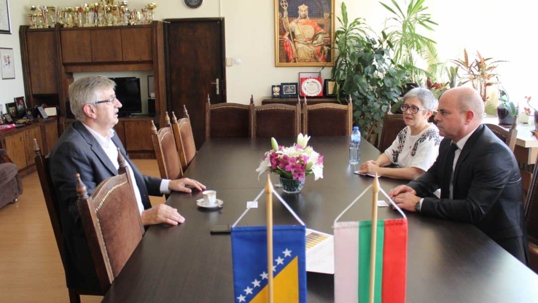 Кметът Пламен Стоилов се срещна с посланика на Босна и Херцеговина Н.Пр. Здравко Бегович