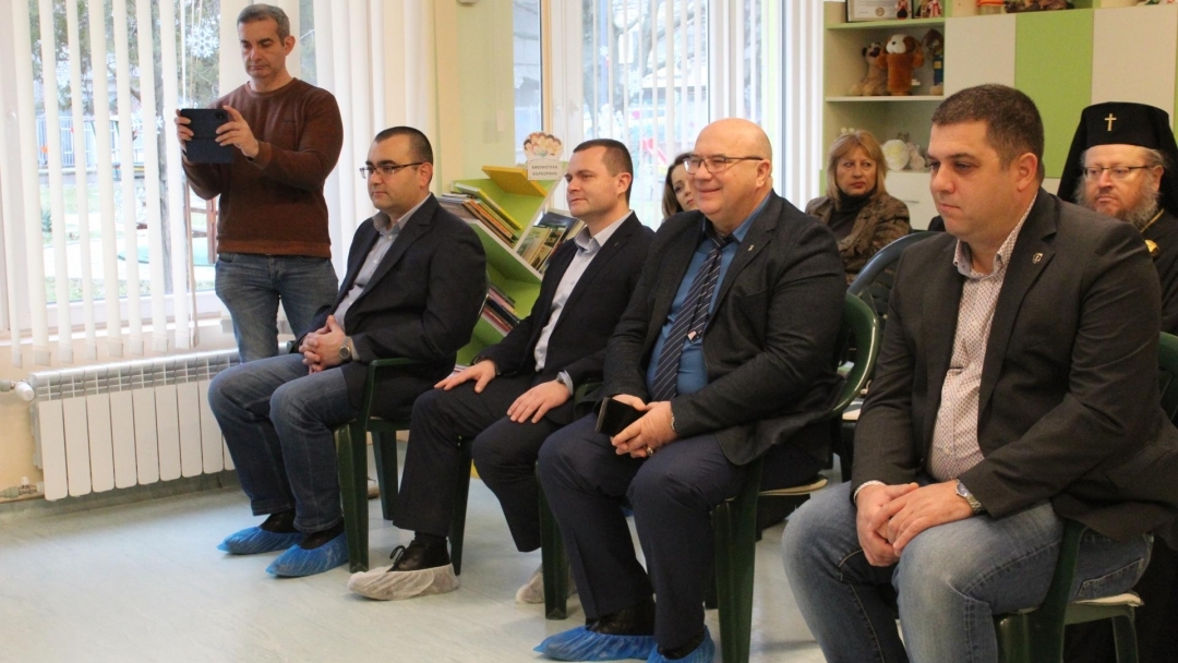 Кметът Пенчо Милков откри новата солна стая в ДГ „Пинокио“