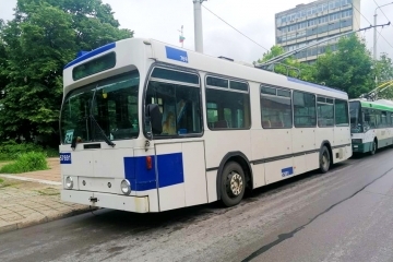 Изборът на доставчик на тролейбуси в Русе е проведен съгласно закона, обяви Върховният административен съд