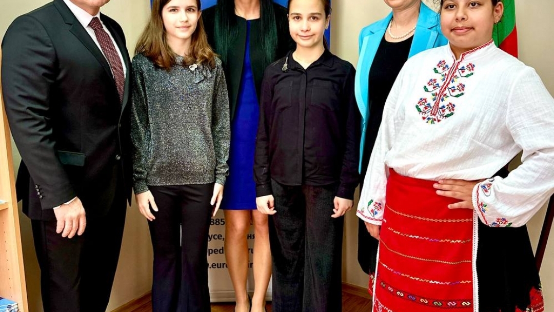  Кметът Пенчо Милков откри новия приемен център на „Европа Директно“ в Русе