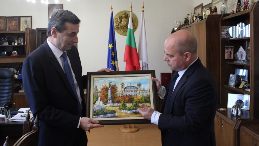 Кметът Пламен Стоилов се срещна с президента на КТ „Подкрепа“ Димитър Манолов