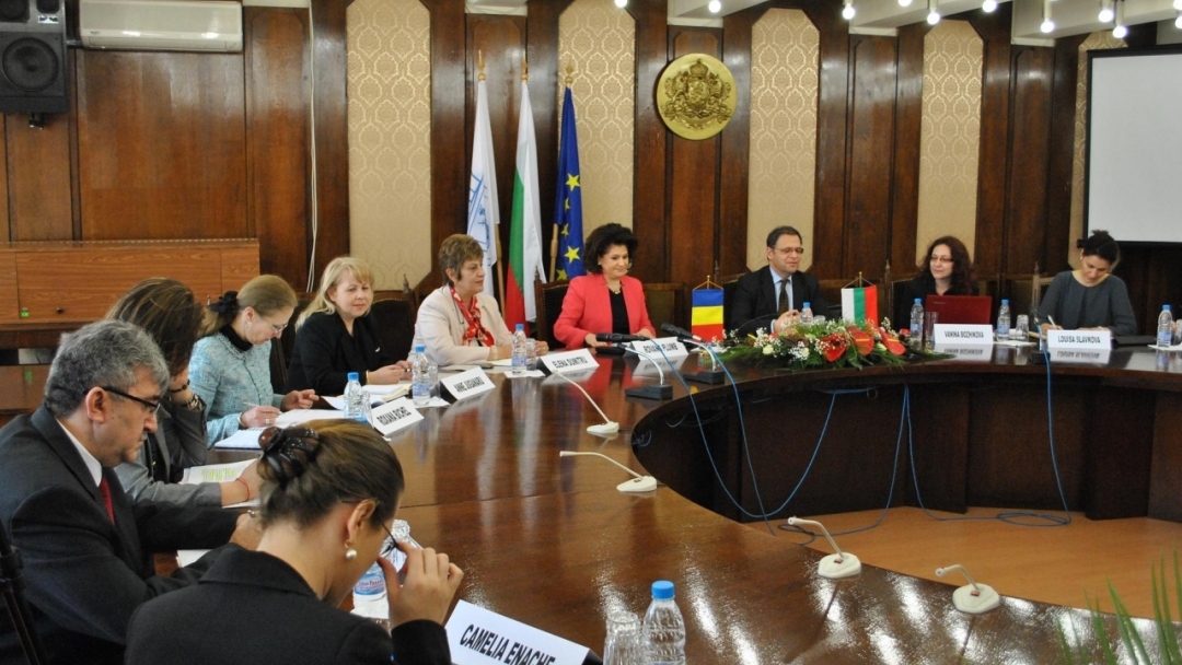 Министърът на околната среда и водите Юлиян Попов се срещна с министъра на околната среда и изменението на климата на Румъния Рована Плумб