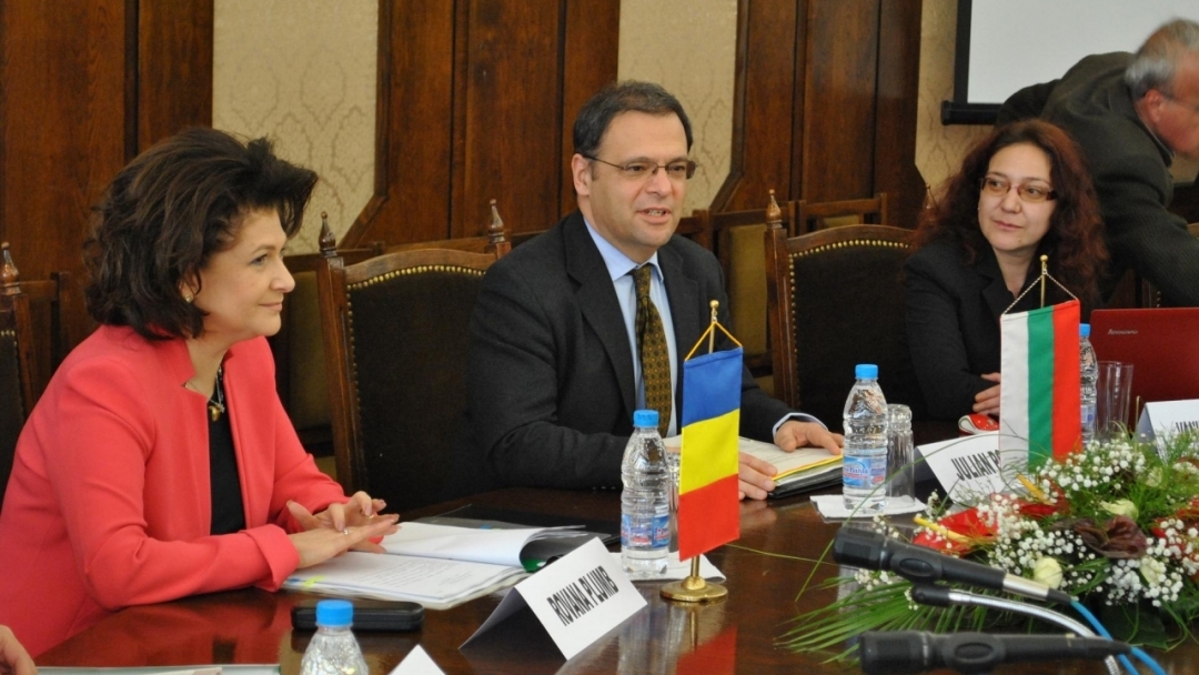 Министърът на околната среда и водите Юлиян Попов се срещна с министъра на околната среда и изменението на климата на Румъния Рована Плумб