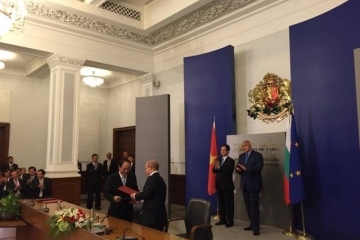 Община Русе подписа меморандум за сътрудничество с виетнамския град Кън Тхъ