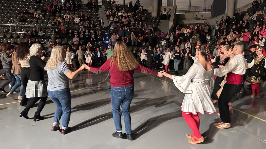 Деси Добрева и младите таланти на Русе вдигнаха на крака зала „Арена“