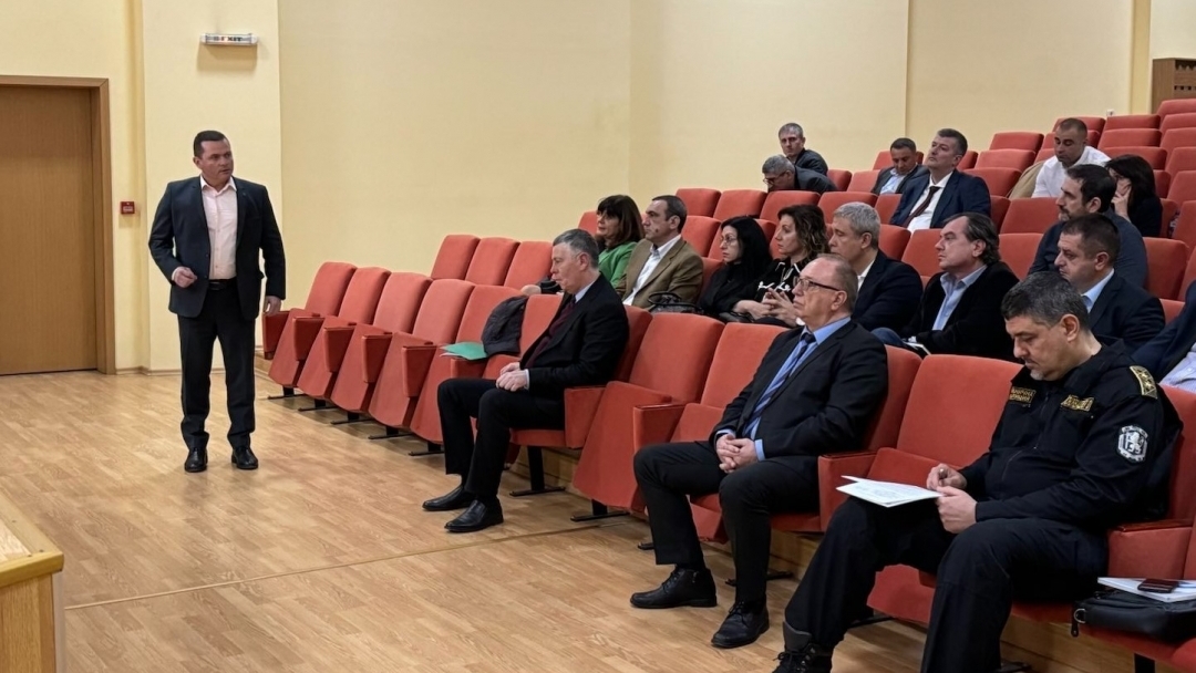 Кметът Пенчо Милков присъства на представянето на годишния отчет на ОД на МВР-Русе