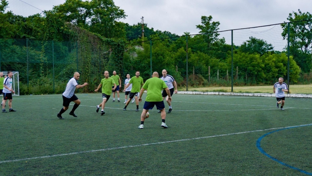 6 фирми мериха сили в работническия турнир по мини футбол в Русе