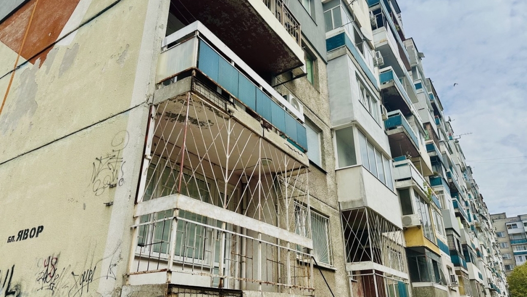 Започна изпълнението на проект за енергийна ефективност на блок „Явор“ в Русе