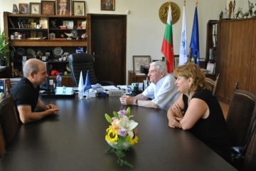 Художникът Стефан Ганев със златна значка „Русе“