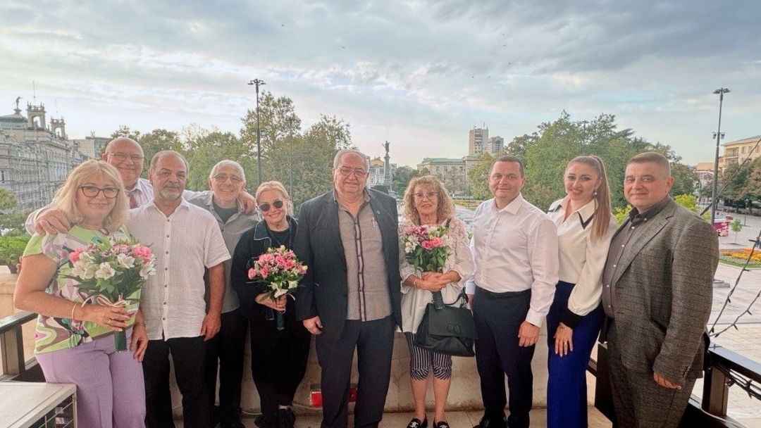 Mayor Pencho Milkov met with the jury of the "Northern Lights" competition