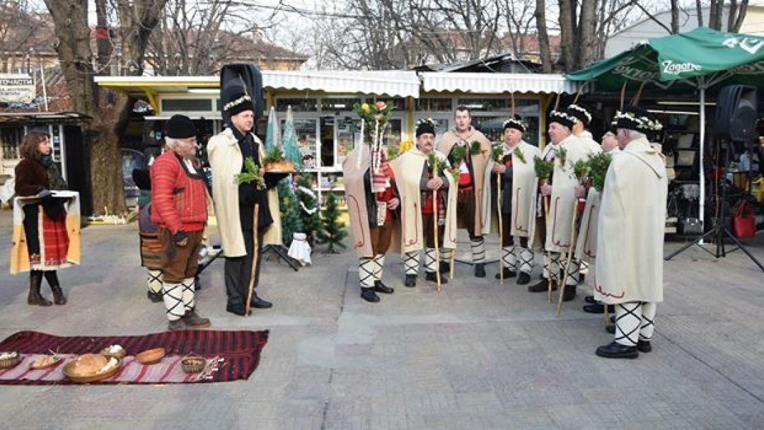Избраха управителя на "Общински пазари" Кунчо Кунчев за цар на коледарите