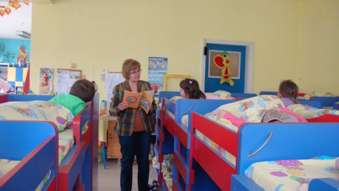 Децата от детска градина "Пинокио" се включиха в Националната седмица на четенето