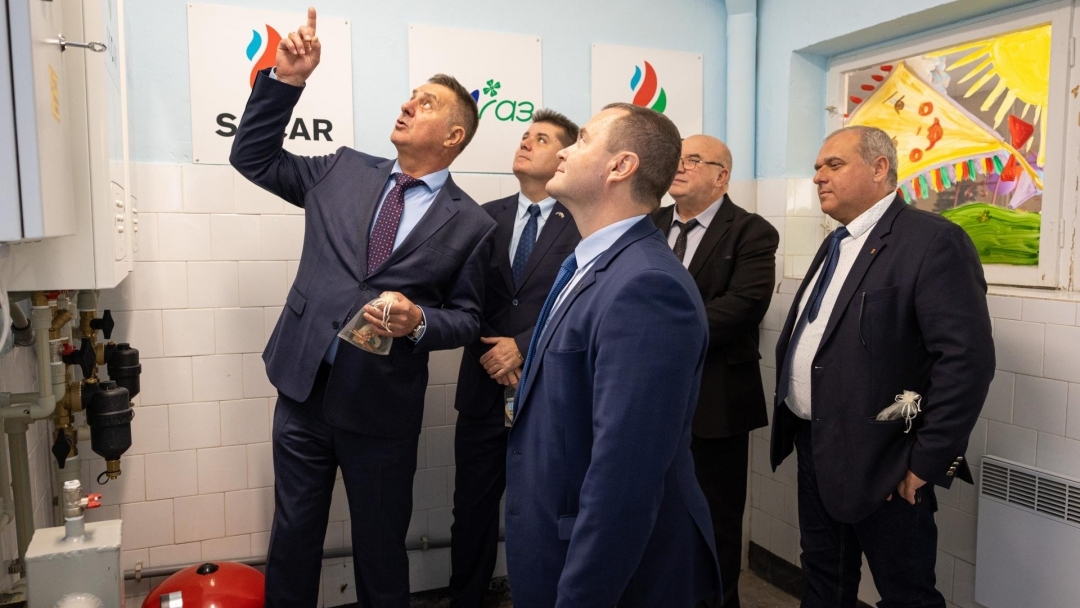 Община Русе, М-Газ и SOCAR откриха в с. Червена вода втори обект от проекта за хибридна газификация