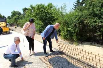 Кметът Пламен Стоилов инспектира напредъка по изпълнението на ключови проекти в града