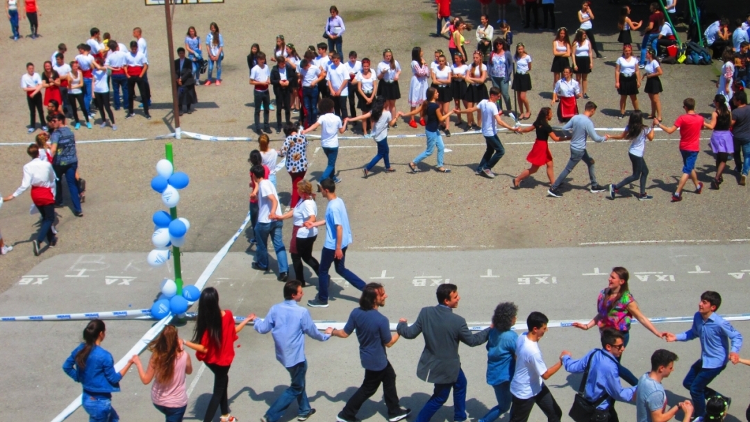 Близо 750 ученика участваха в състезание „Пролетно надиграване“ 