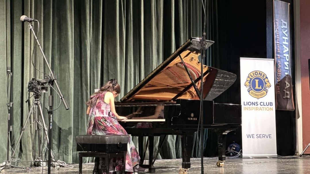 Кметът Пенчо Милков награди лауреати на Международния конкурс „Франц Шуберт“