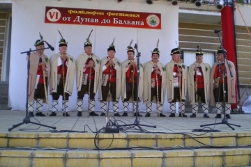 3 медала от фестивала в Борово за самодейците от Средна Кула