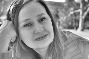 Иглика Пеева е новия председател на Дружеството на писателите в Русе