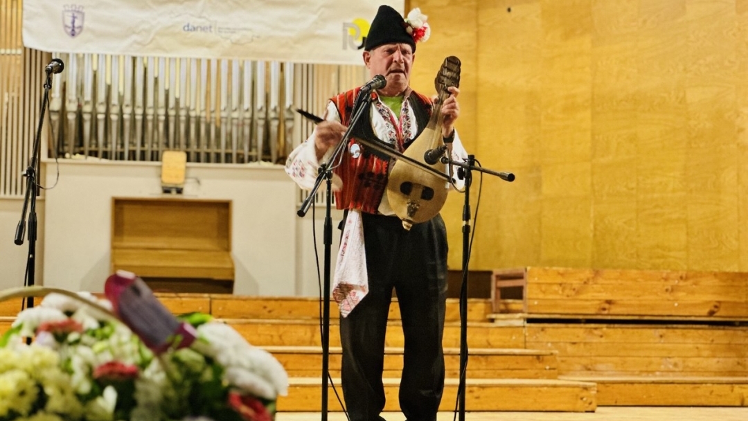 Международният фестивал „Талантът възраст няма“ събра в Русе изпълнители от България, Румъния и Молдова