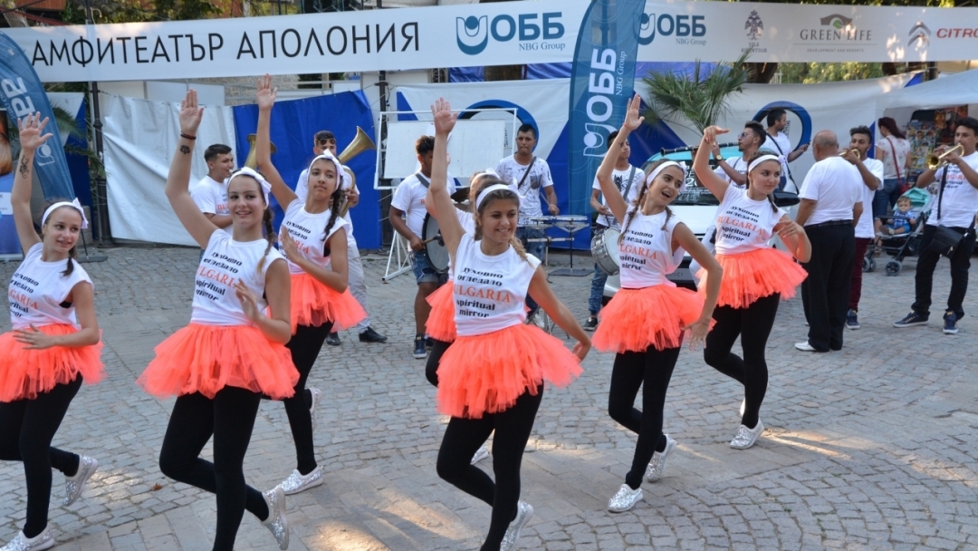 Балет "Импулс" очарова публиката на Детска Аполония 2016