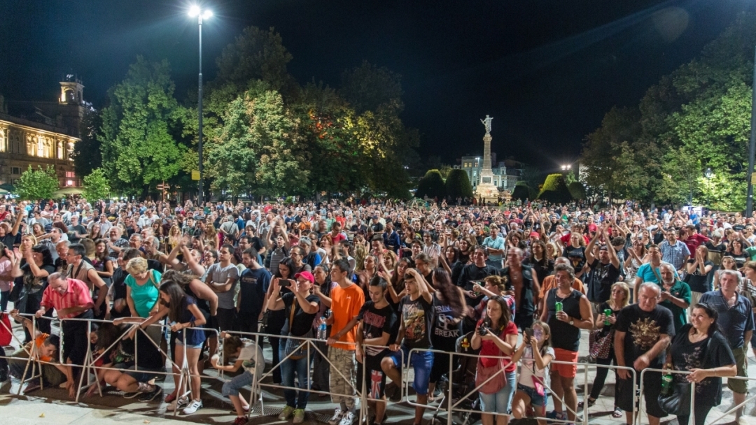 Грийн рок фест събра хиляди фенове на рока в Русе