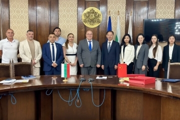 Ръководството на община Русе се срещна с китайска делегация от Академия за международни бизнес служители