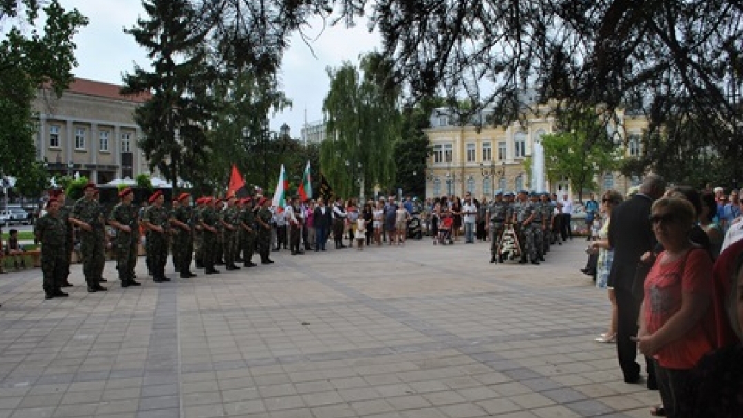 Шествие и тържествена церемония се проведоха в Русе на 6 септември – Ден на съединението
