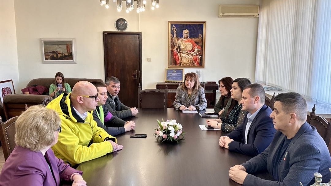 Пенчо Милков: Развитието на градския транспорт е въпрос и на устойчива държавна политика