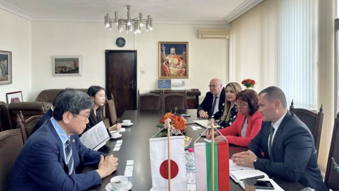 Кметът на Русе Пенчо Милков се срещна с посланика на Япония Чикахиса Суми