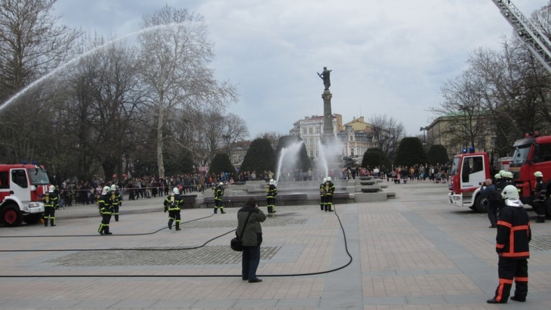 Нова противопожарна техника влиза в действие от двете страни на река Дунав по трансграничен проект