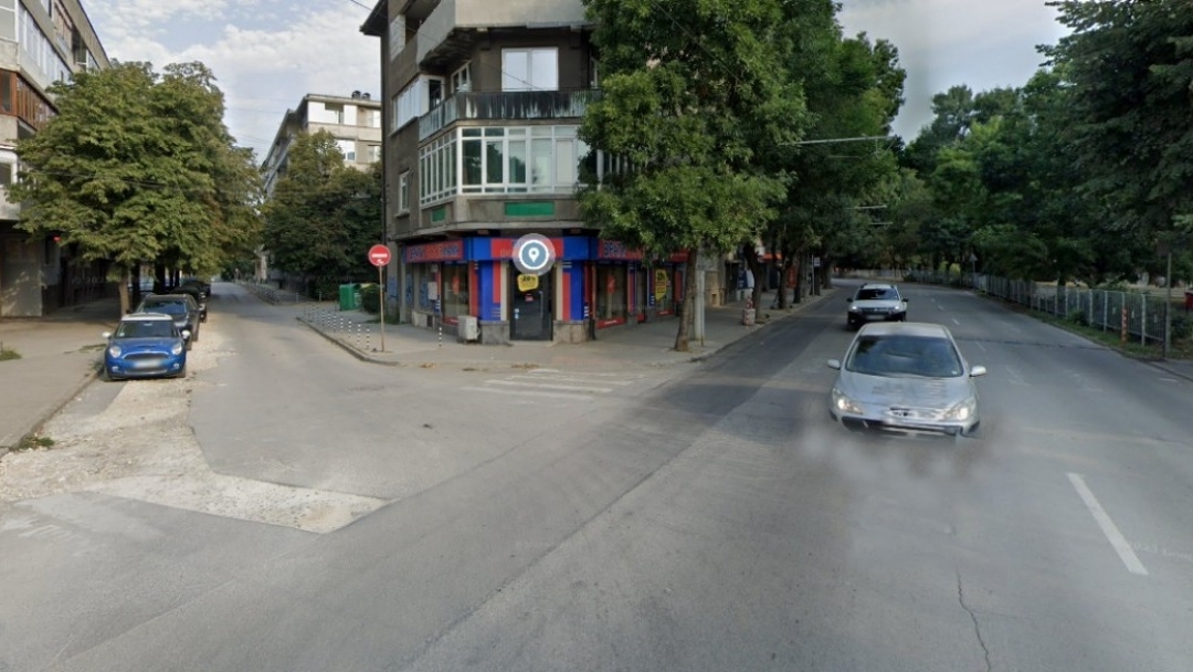 Асфалтиране затваря временно част от ул. „Ангел Кънчев“