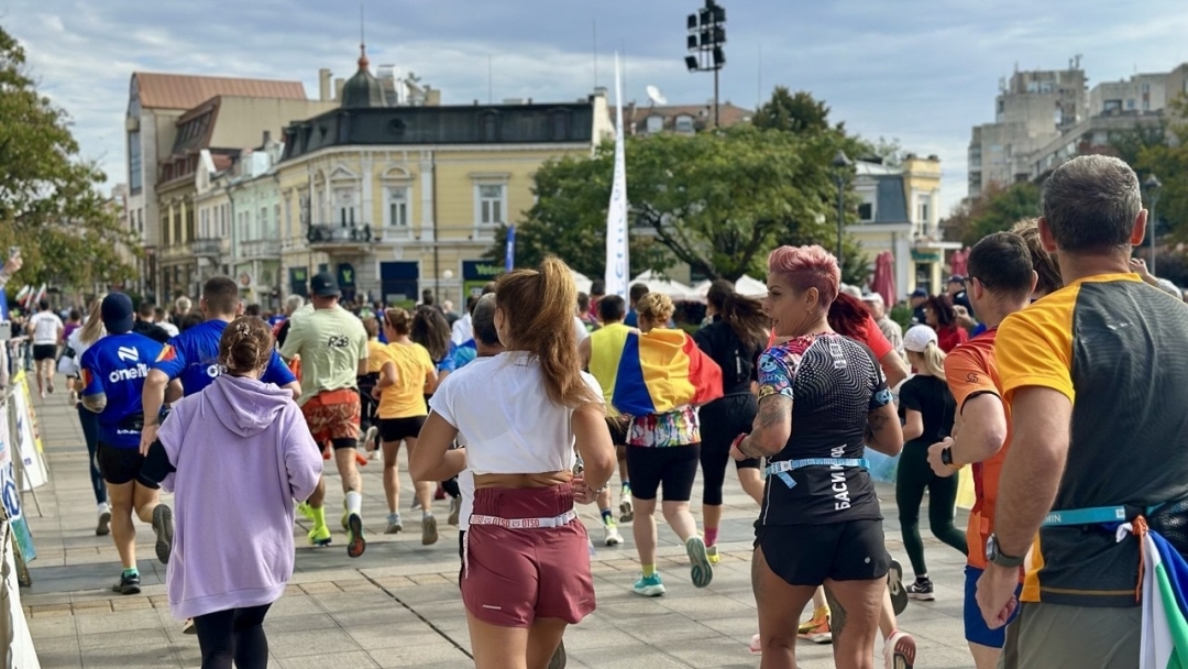 Mayor Pencho Milkov launched the international race "Running of the Free Spirit Ruse - Giurgiu"