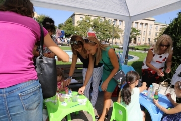 Стотици деца се включиха във фестивала "Всемир на таланти"