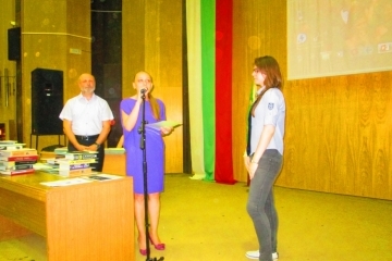 Връчиха дипломи на завършващите абитуриенти от МГ „Баба Тонка“