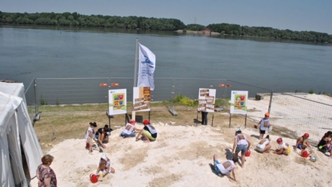 Над 10 000 посетители за седмица на Фестивала на пясъчните фигури