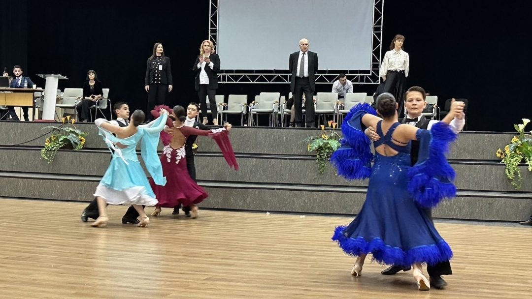 XX издание на Националния турнир по спортни танци в Русе събра над 300 участници