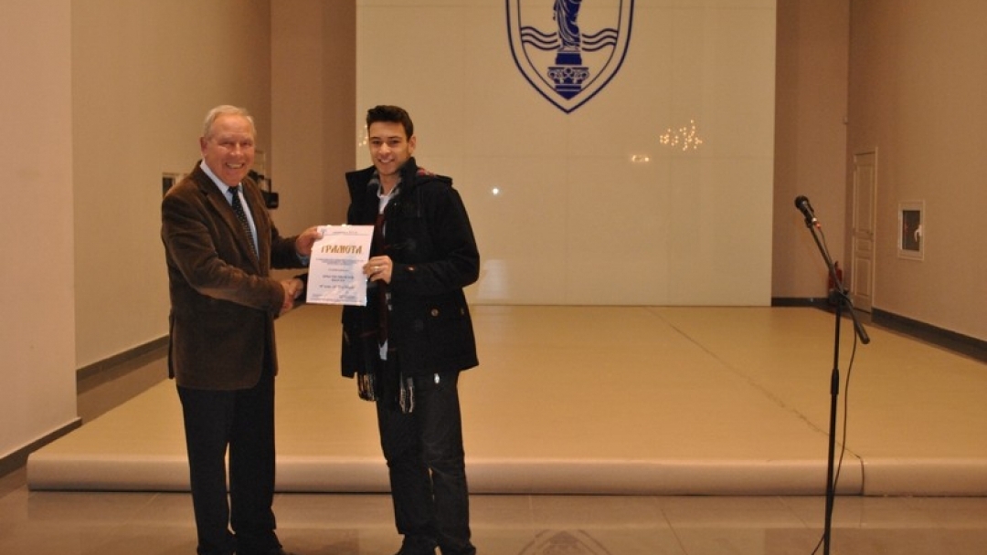 Кметът Пламен Стоилов награди даровитите деца на Русе