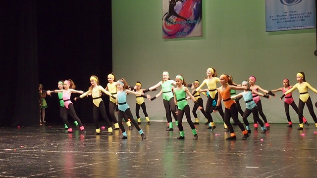 Международният балетен фестивал „Танцуваща река” се проведе за десети път 