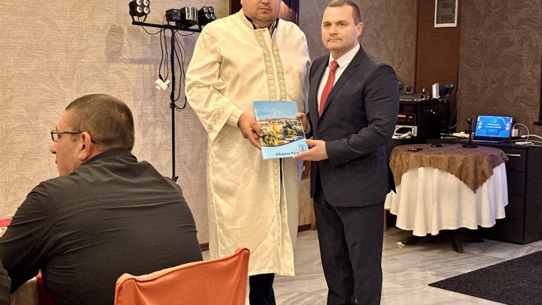 Районното мюфтийство в Русе събра представители на институции и духовни общности на традиционна вечеря ифтар