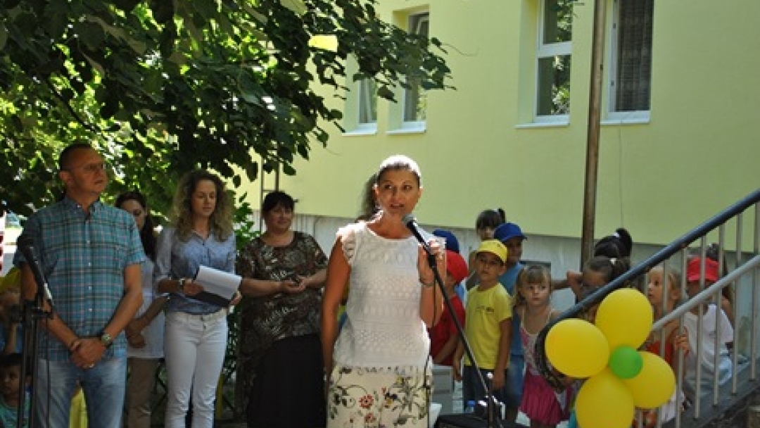 Кметът на Община Русе откри санираната сграда на ОДЗ „Снежанка“