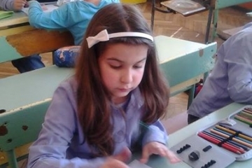 Великденска работилница гостува в русенските училища