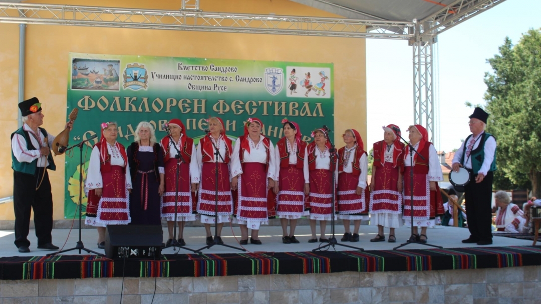 "Sandrovo sings and dances" again this year with numerous participants from the country and abroad