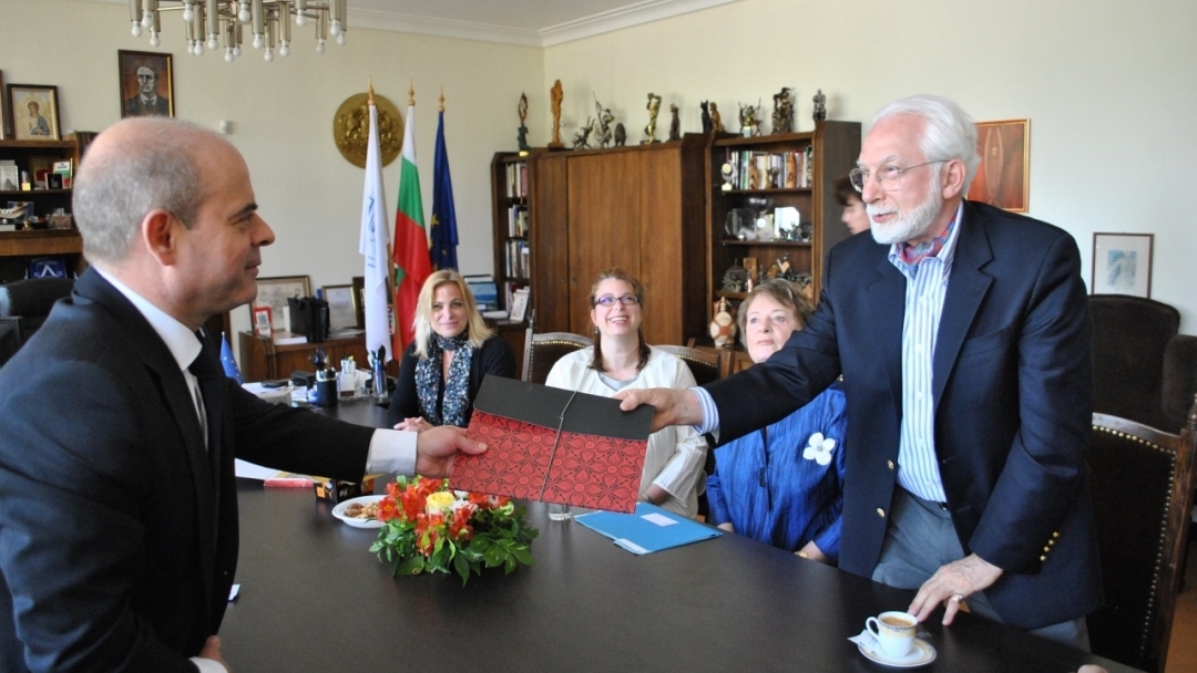 Кметът на Чикаго поздрави русенци за 6 май