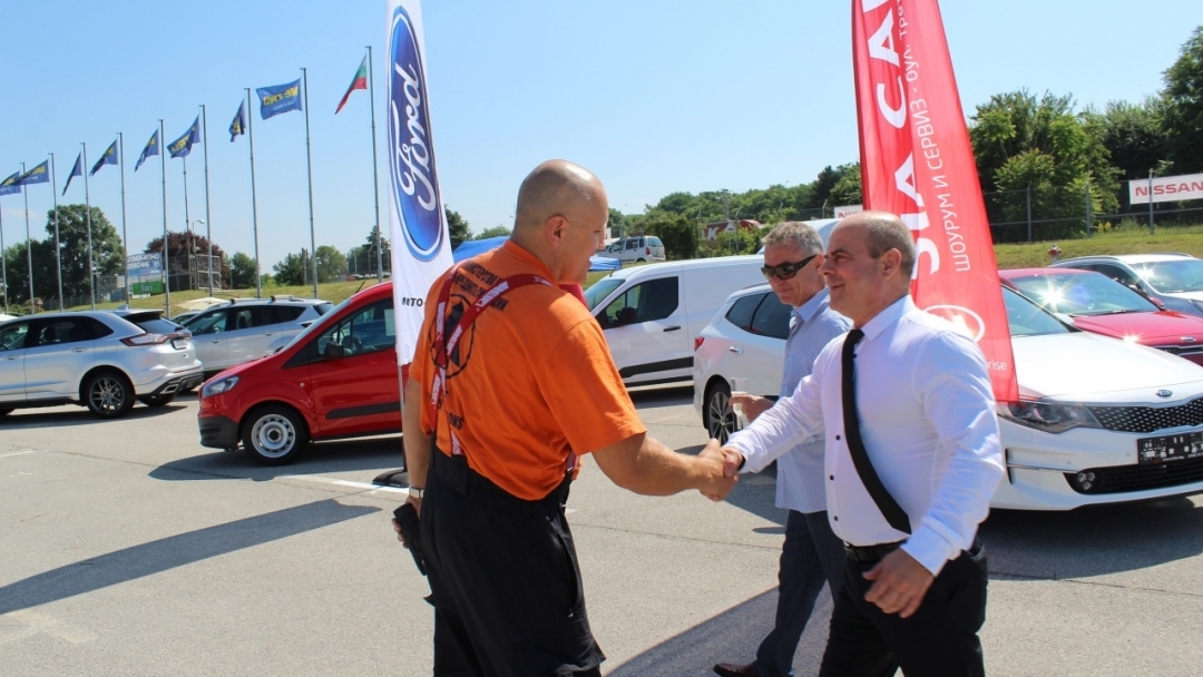 Кметът Пламен Стоилов откри Шестото автомобилно изложение Русе - 2018