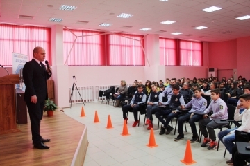 300 деца на олимпиада по пътна безопасност „Стани безопасен на пътя“ 