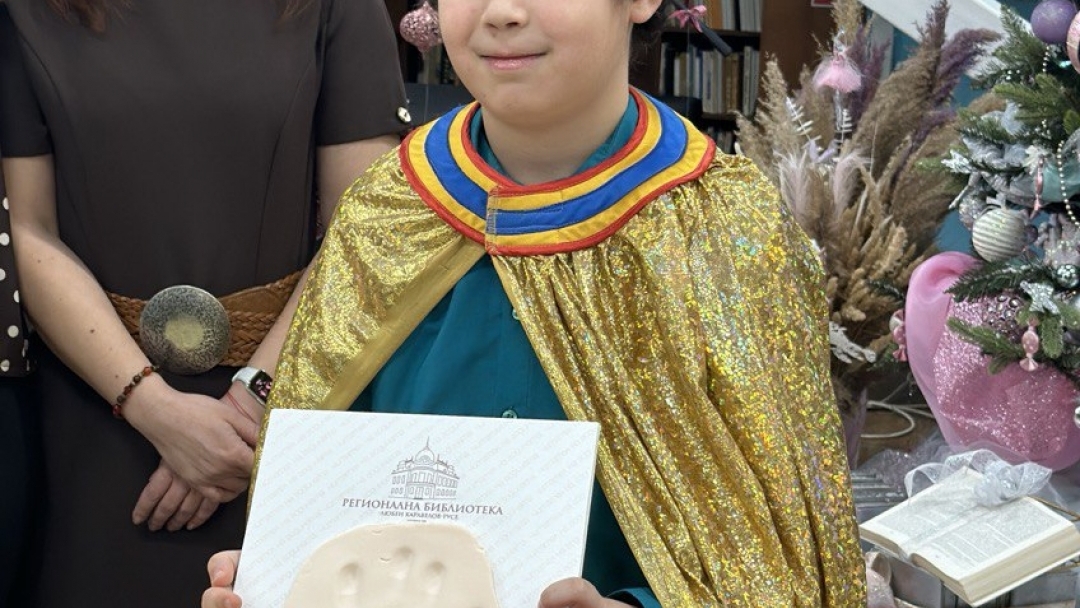 С над 200 прочетени книги 10-годишният Симеон Гюров стана най-четящото дете на Русе за 2025 г.