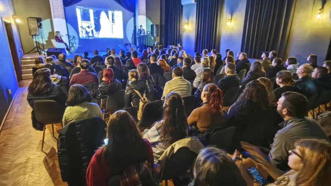 Семинар и отличаване на победителите в конкурса „Обичаме Русе“ обединиха любители на фотографията през уикенда 