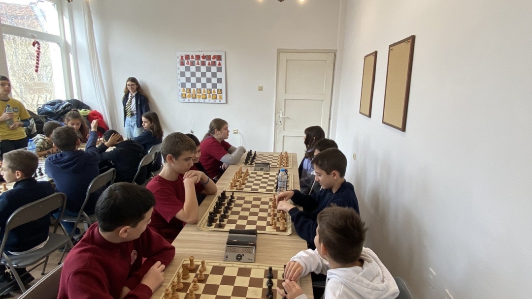 Общинско първенство по шахмат за момчета и момичета 5-7 клас и юноши и девойки 8-10 клас