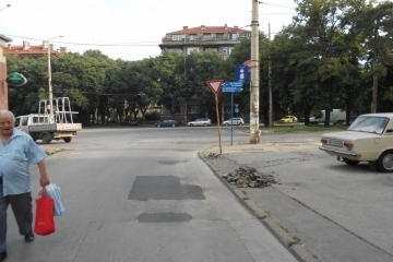 Продължава асфалтиране и преасфалтиране на улици в град Русе