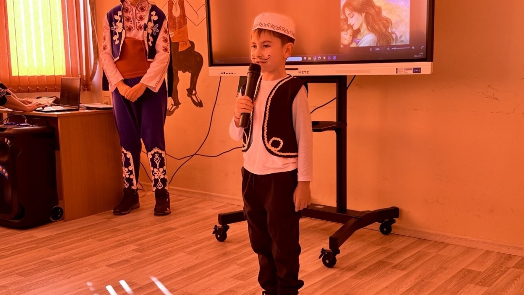 Международният ден на майчиния език беше отбелязан в Русе с концерта „Свят без граници“ на читалище  „Гюнеш – 2012“ 